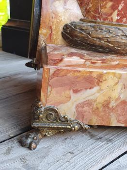 Cửa hàng đồng hồ ở Đồng Hới Quảng Bình - Đồng hồ tượng 2 lỗ