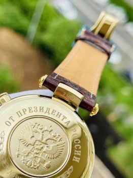 Đồng hồ cơ Nga Poljot size 40: Sự kết hợp hoàn hảo giữa chất lượng và phong cách - máy 3133 252CK122