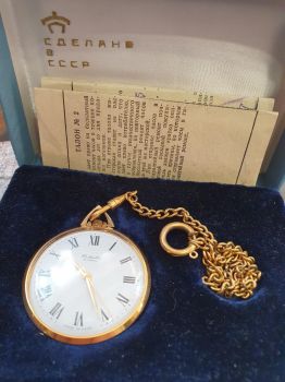 Đồng hồ quả quýt cầm tay Raketa bọc vàng NOS nguyên sổ hôp