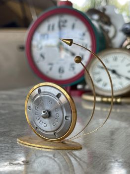 Lịch vũ trụ để bàn Liên Xô siêu hiếm, mô hình tàu vũ trụ bay quanh trái đất