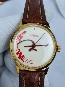 Đồng hồ búa liềm Raketa cực độc máy cơ lên giây