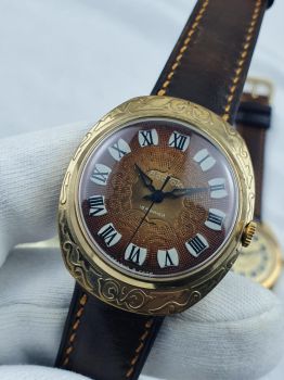 Đồng hồ Vostok hoa văn cổ điển siêu hiếm