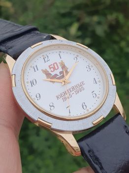 Đồng hồ Nga Poljot 17 chân kính Nos nguyên sổ hộp phiên bản kỷ niệm