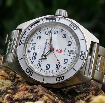 VOSTOK KOMANDIRSKIE K-65 WATCH Mechanical DIVER 200M WRIST WATCH Russian COMMANDER 24H-DIAL 2431/650546