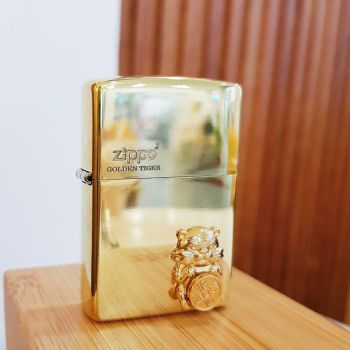 Bật lửa ZIPPO 252BL038 Hổ vàng tài lộc