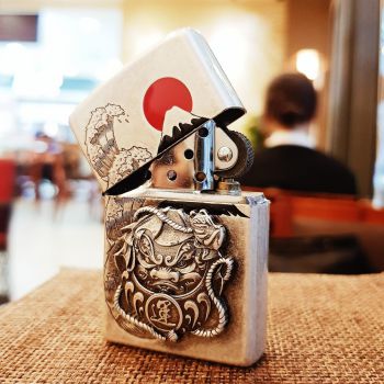 Bật lửa Zippo 252BL042 kì lân ốp nổi 3D trên thân zip