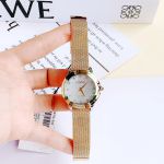 Đồng Hồ Nữ Citizen EM0794-54D: Sự Kết Hợp Hoàn Hảo Giữa Đẳng Cấp Và Độ Chính Xác