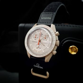 Tìm hiểu về đồng hồ Omega x Swatch Speedmaster Bioceramic MoonSwatch - Mission to Saturn