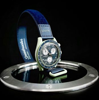 Đồng hồ Omega x Swatch Speedmaster Bioceramic MoonSwatch - sao Hải Vương