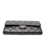 Ví Nữ Chanel Classic Flap Long Wallet Caviar Màu Đen