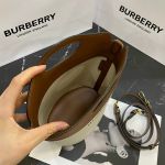 Túi Đeo Chéo Nữ Burberry Pocket Two-tone Canvas and Leather Bucket Bag Màu Nâu Kem