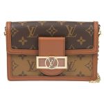 Túi Đeo Chéo Nữ Louis Vuitton LV Dauphine Chain Wallet Monogram Bag M68746 Màu Nâu