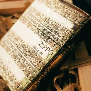 Bật lửa Zippo 252BL010 Armor Venetian mê hoặc