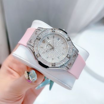 Đồng hồ GERSEMI Phiên bản full đá mặt  về thêm dây hồng