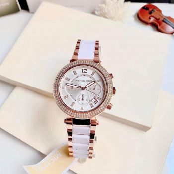 Đồng hồ MICHAEL KORS MK5774 - Mẫu Parker trắng được thiết kế có viền kim loại đính Pha Lê độc đáo