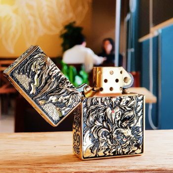 Bật lửa 252BL056 Mẫu zr mang tên Cửu Vỹ Hồ với họa tiết mô phỏng lại truyền thuyết về cáo 9 đuôi trong văn hóa Nhật Bản