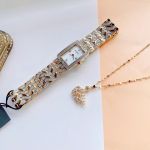 Đồng hồ Bulova 98L301 tông gold sang chảnh  - Bulova Classic Crystal Accented Gold Tone Ladies